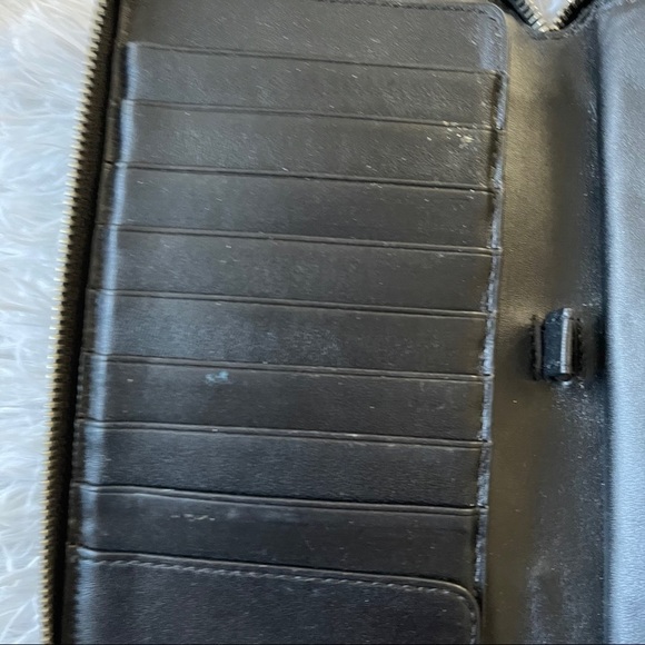 Burberry London Check Renfrew Zip Around Wallet - Picture 9 of 13